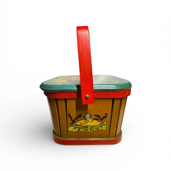 Vintage Hand-Painted Woodland Bunny & Squirrel Basket - Picture 6 of 10